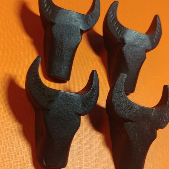 Bull bison buffalo carved wood napkin rings - Picture 2 of 7